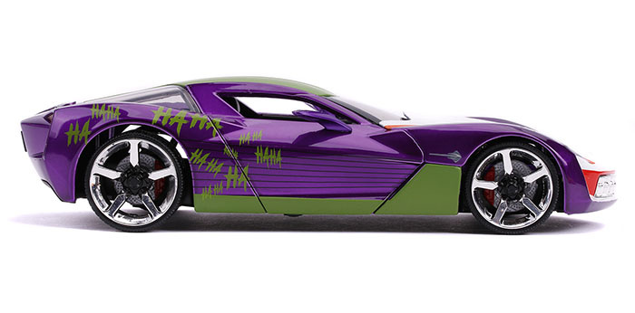 Jada JA31199 Hollywood Rides 1:24 2009 Corvette Stingray Concepto con Figura de Joker 